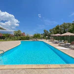 Amazona And Appart hôtel Spartià